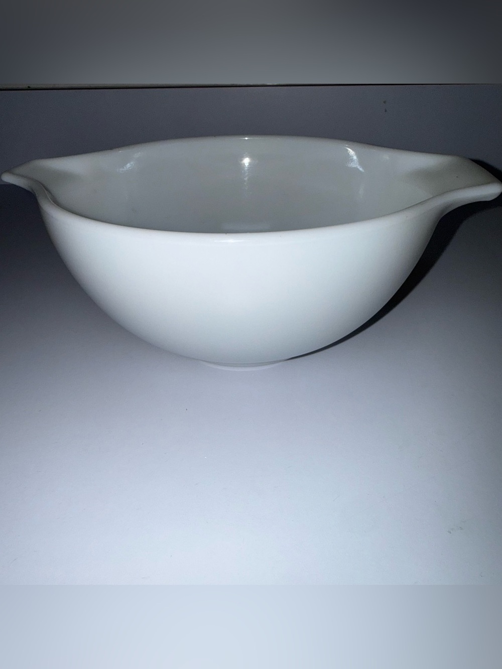 Vintage White PYREX 1-1/2 Qt Cinderella Bowl #442
